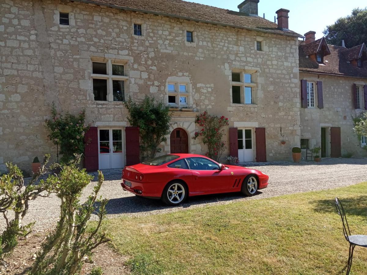 Bed and Breakfast Domaine Du Noble Saint-Jean-de-Thurac Esterno foto